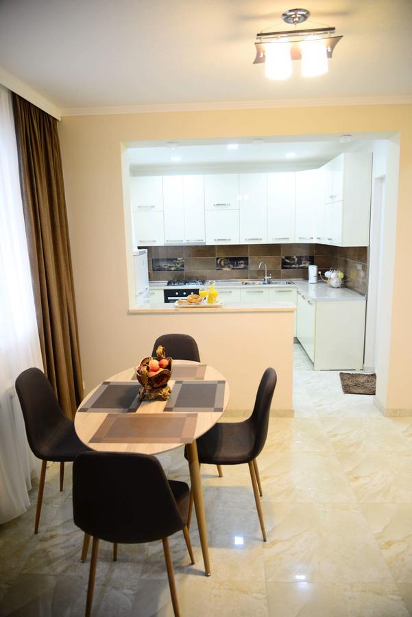 Gng Apartment Tbilisi Exteriör bild